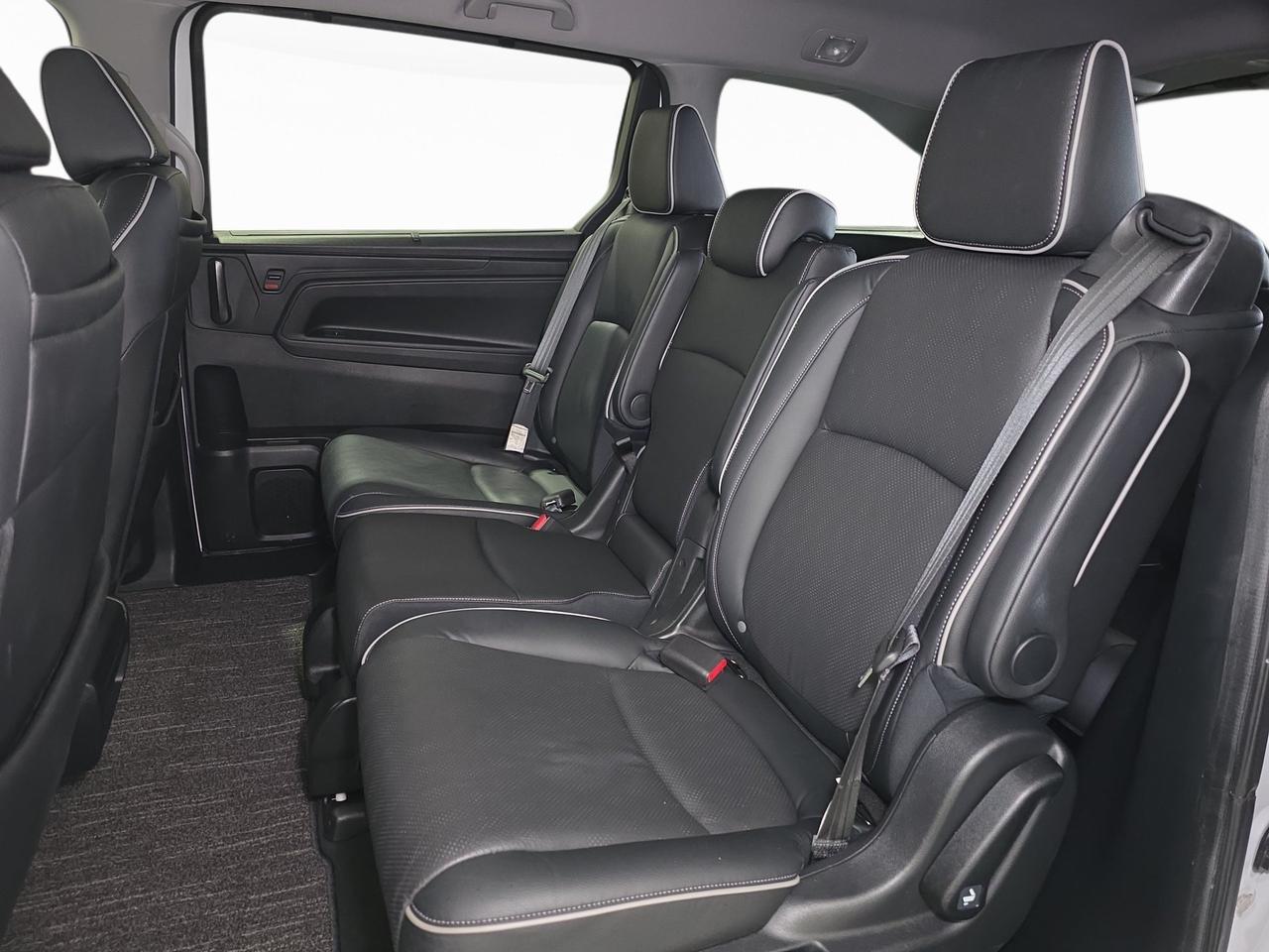 2024 Honda Odyssey Touring Photo