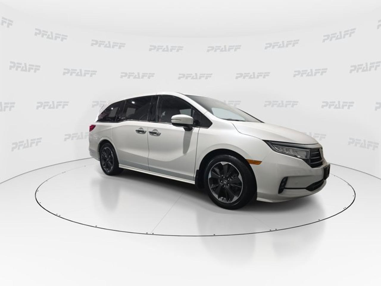 2024 Honda Odyssey Touring Photo