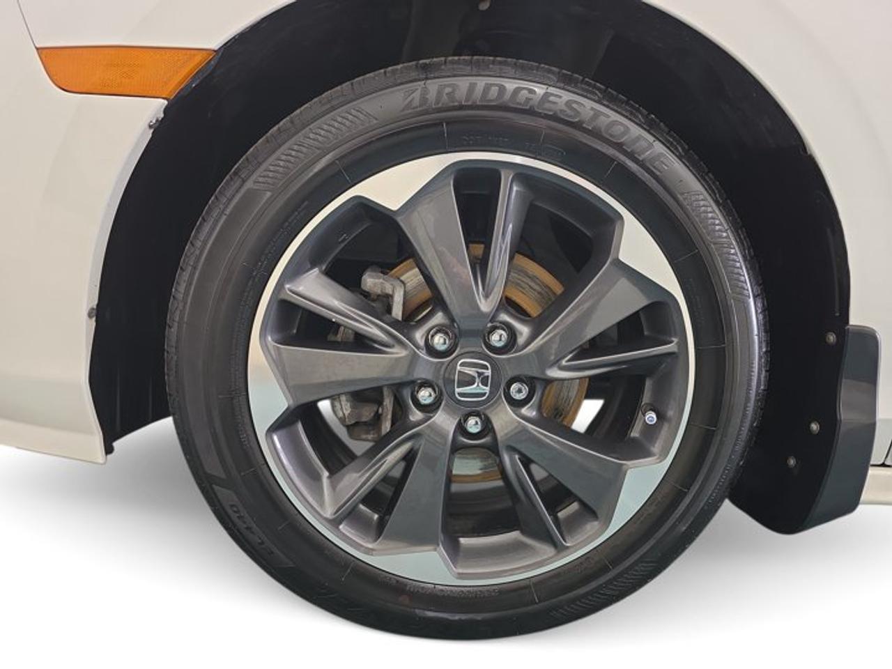 2024 Honda Odyssey Touring Photo