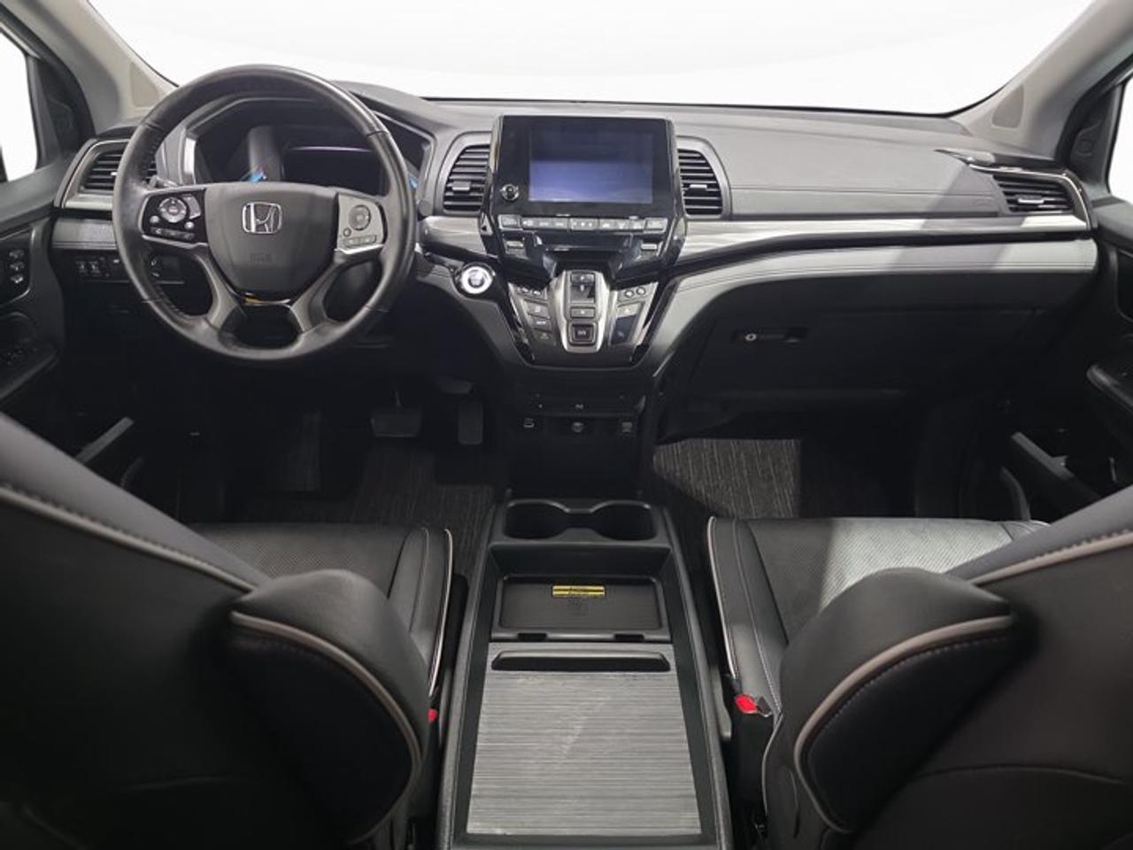 2024 Honda Odyssey Touring Photo
