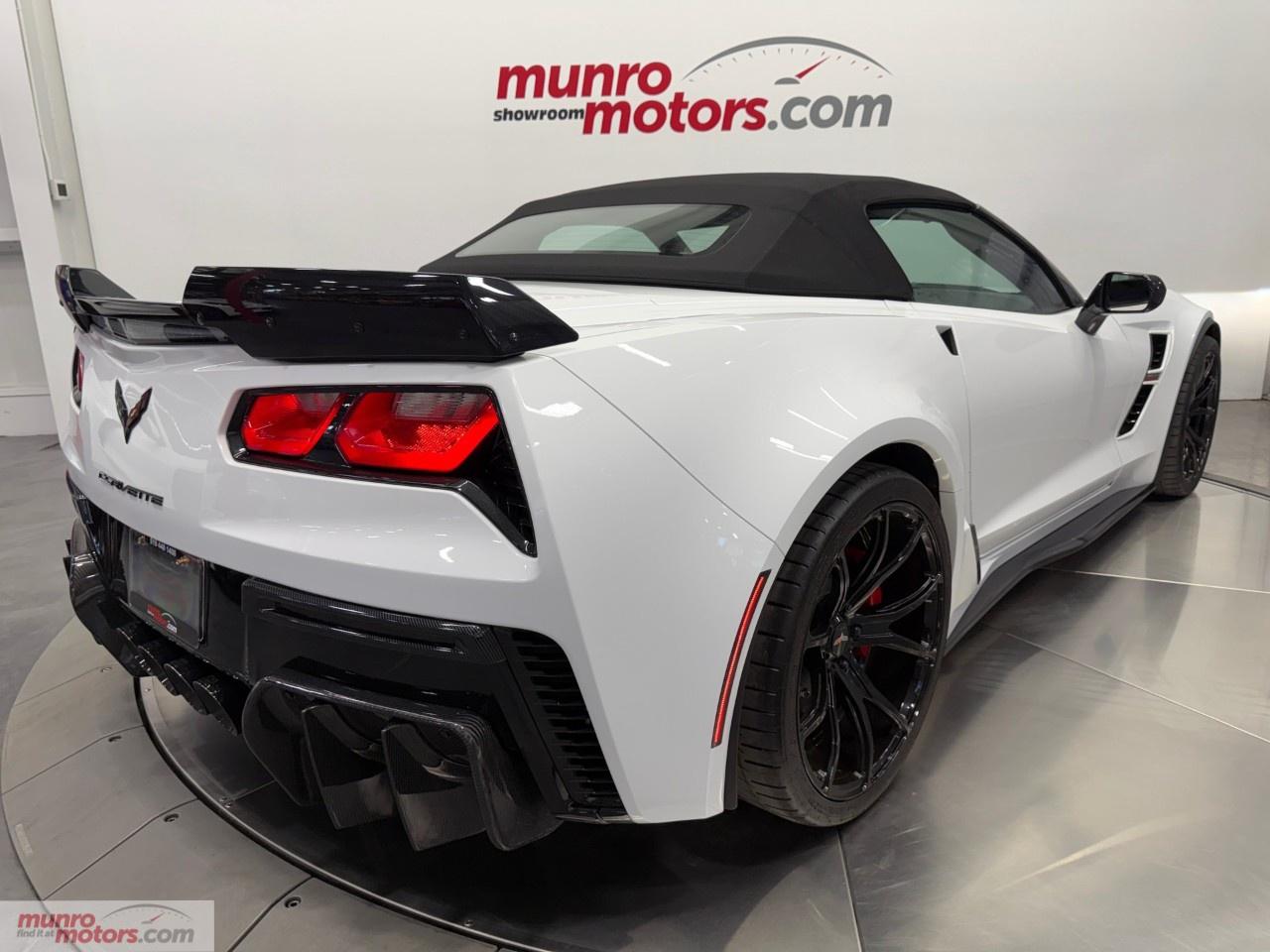 2019 Chevrolet Corvette Grand Sport Convertible 2LT Photo