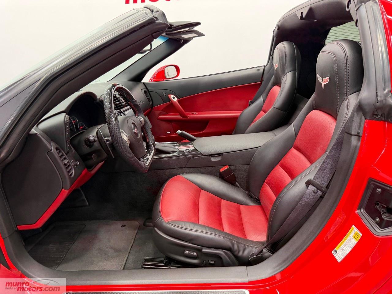 2011 Chevrolet Corvette Coupe 3LT Photo