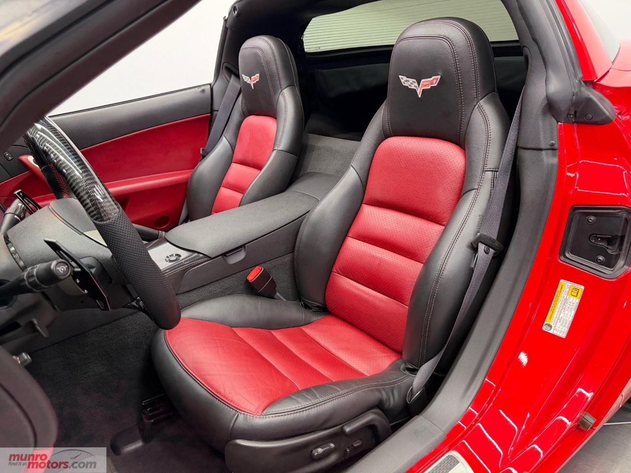 2011 Chevrolet Corvette Coupe 3LT Photo