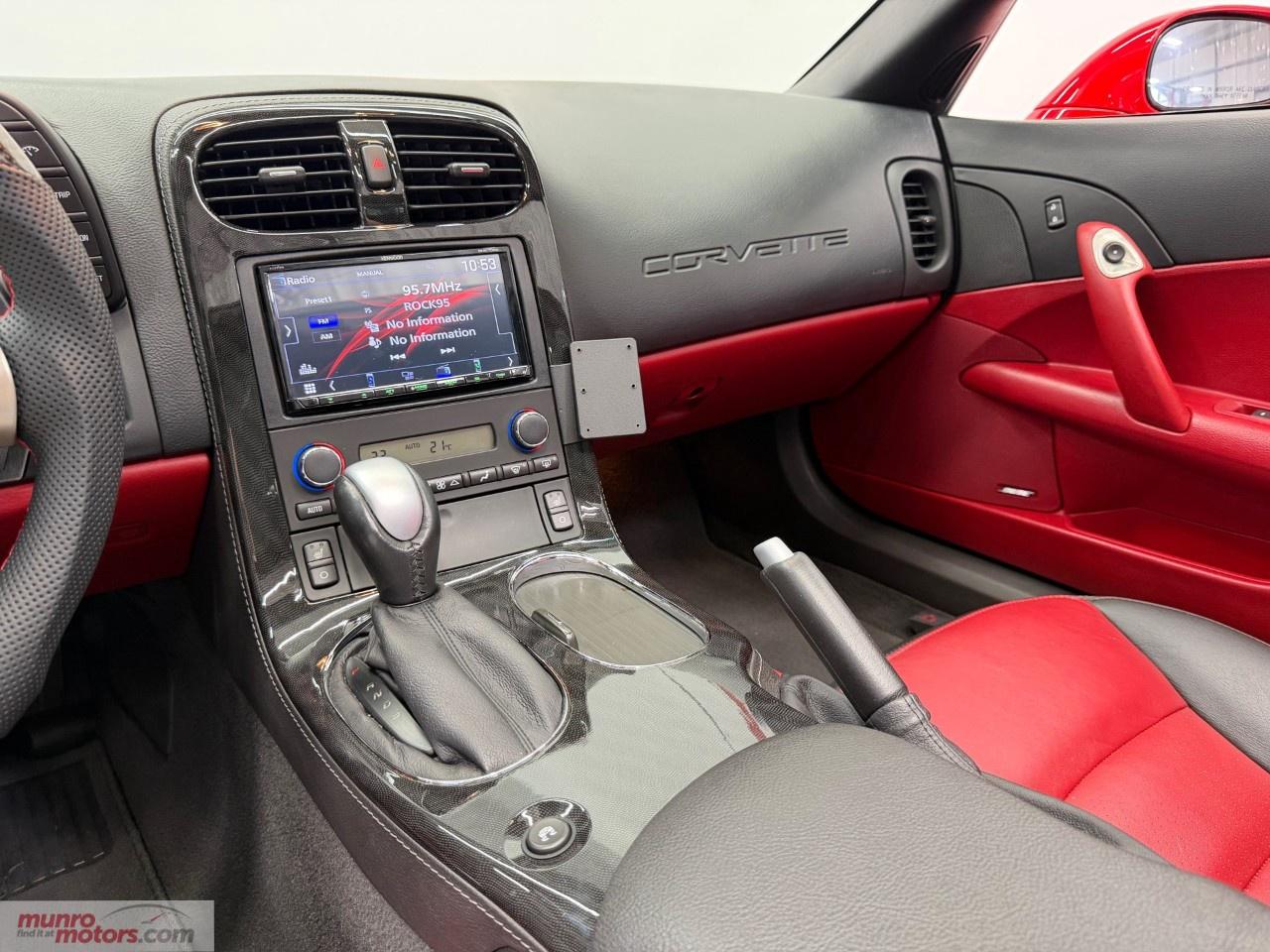 2011 Chevrolet Corvette Coupe 3LT Photo