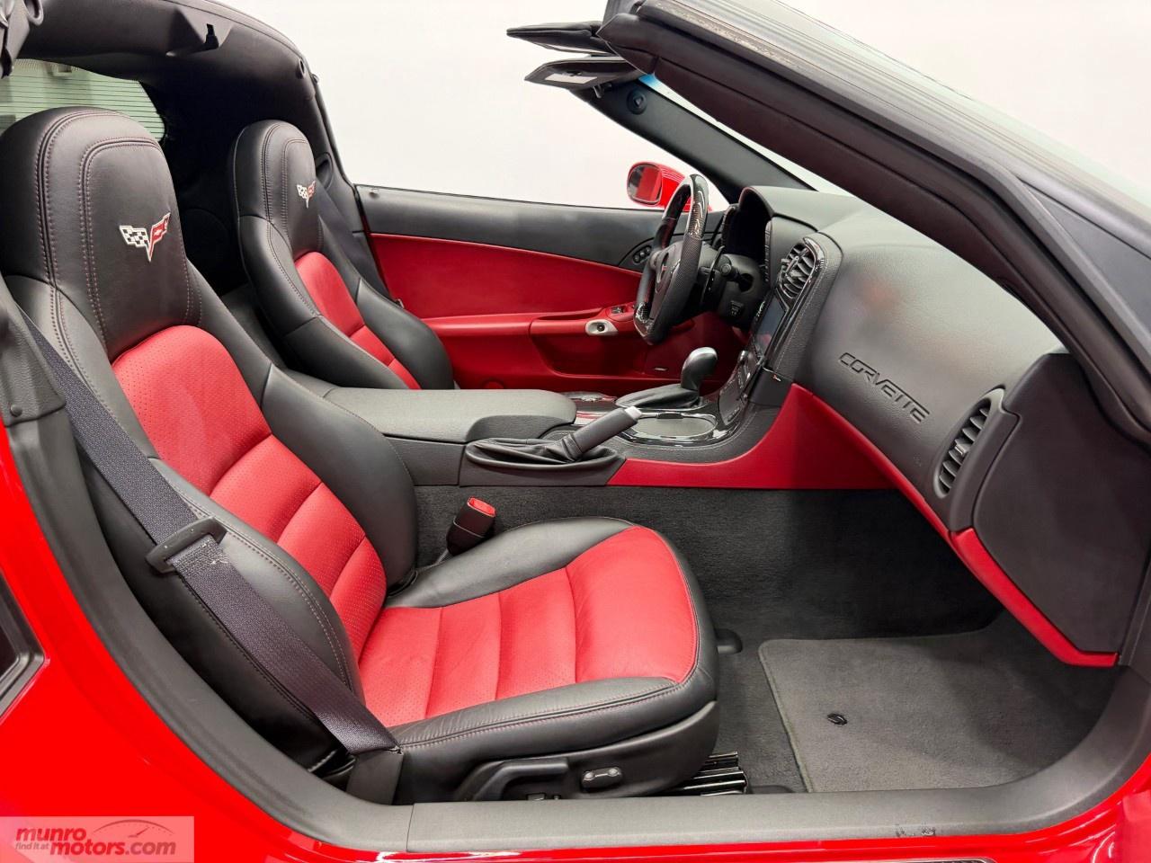 2011 Chevrolet Corvette Coupe 3LT Photo