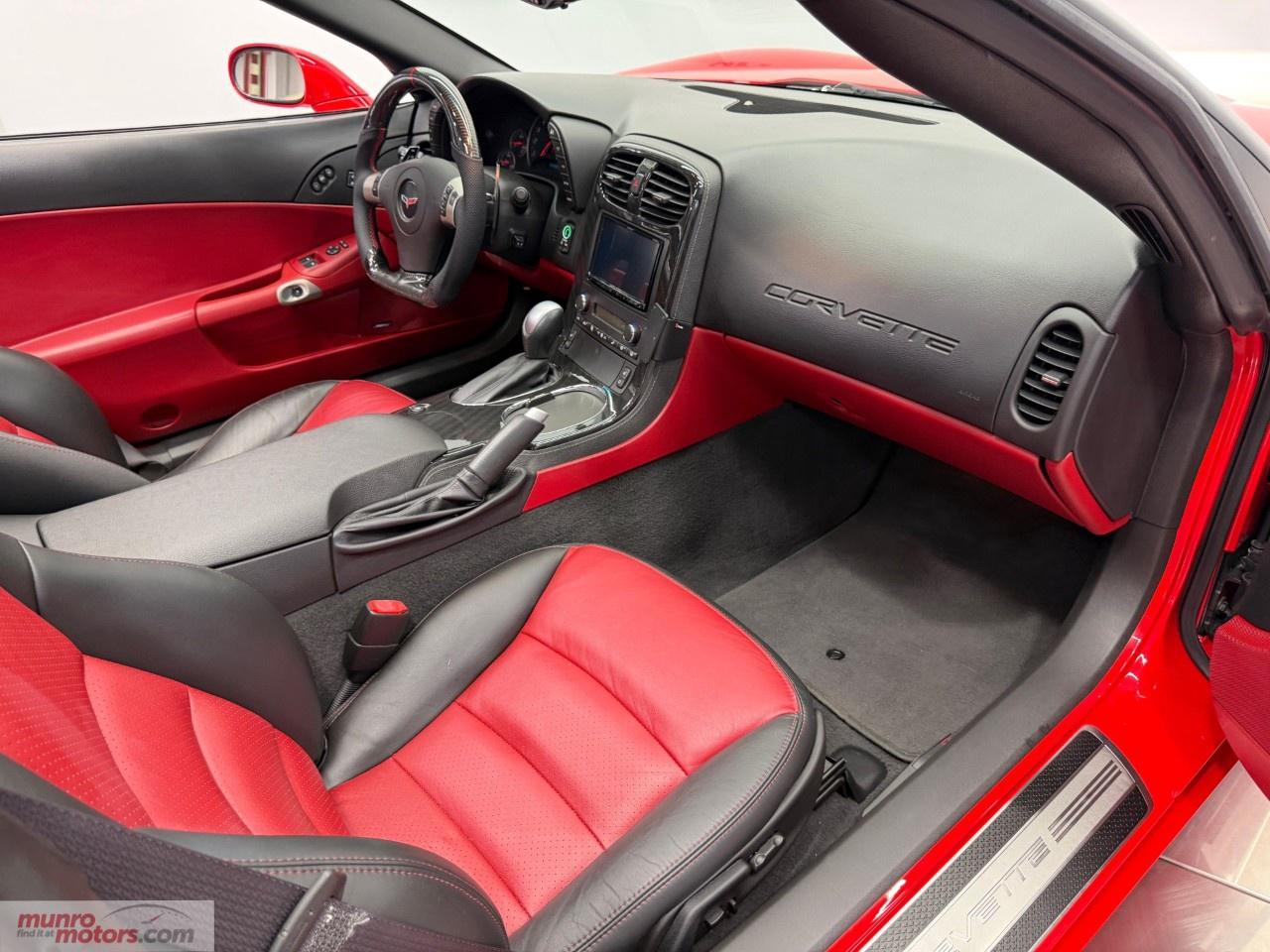 2011 Chevrolet Corvette Coupe 3LT Photo