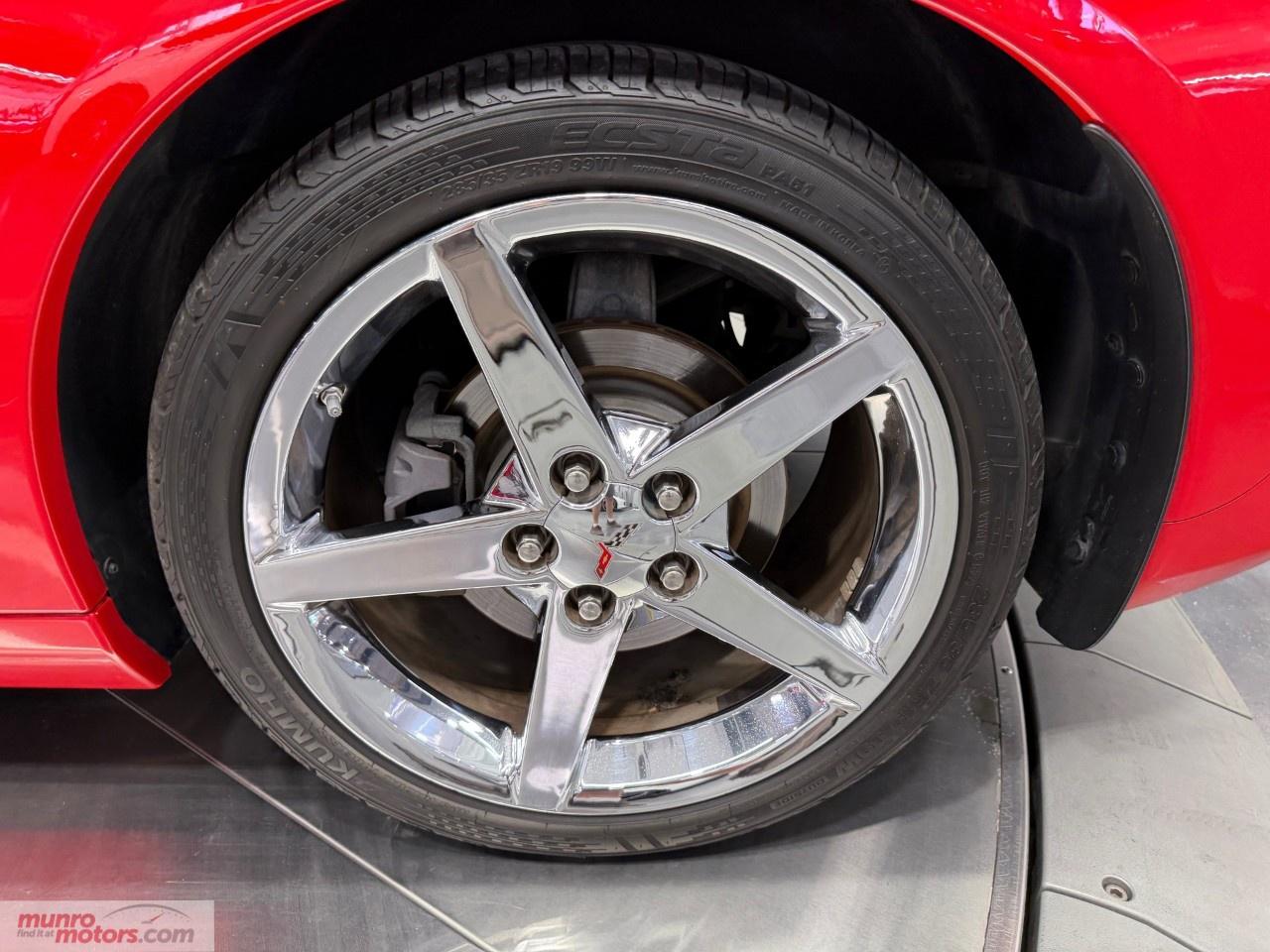2011 Chevrolet Corvette Coupe 3LT Photo