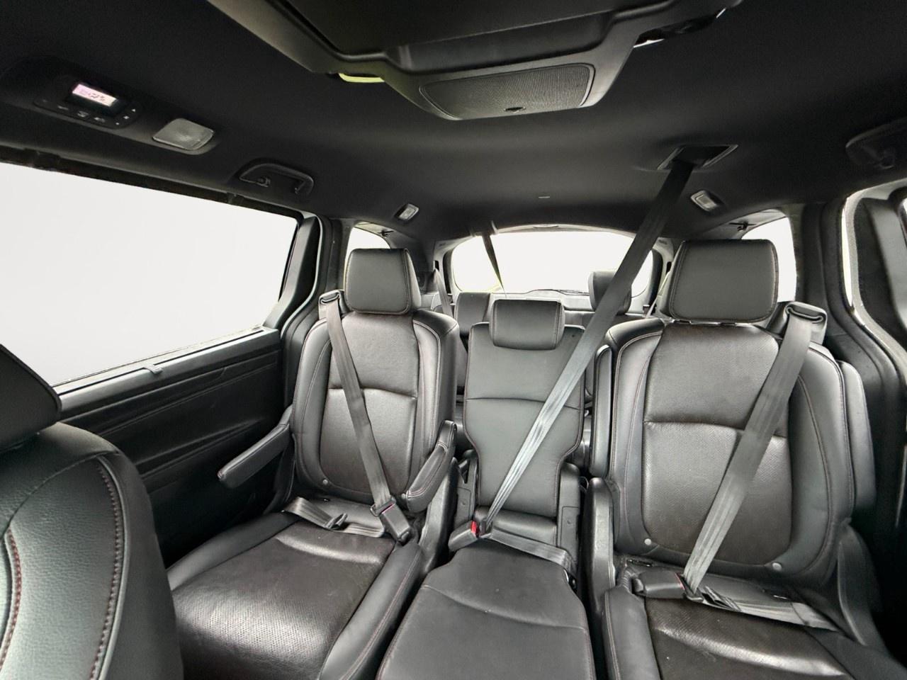 2023 Honda Odyssey Black Edition Auto Photo