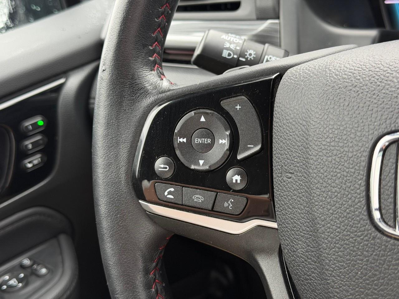 2023 Honda Odyssey Black Edition Auto Photo