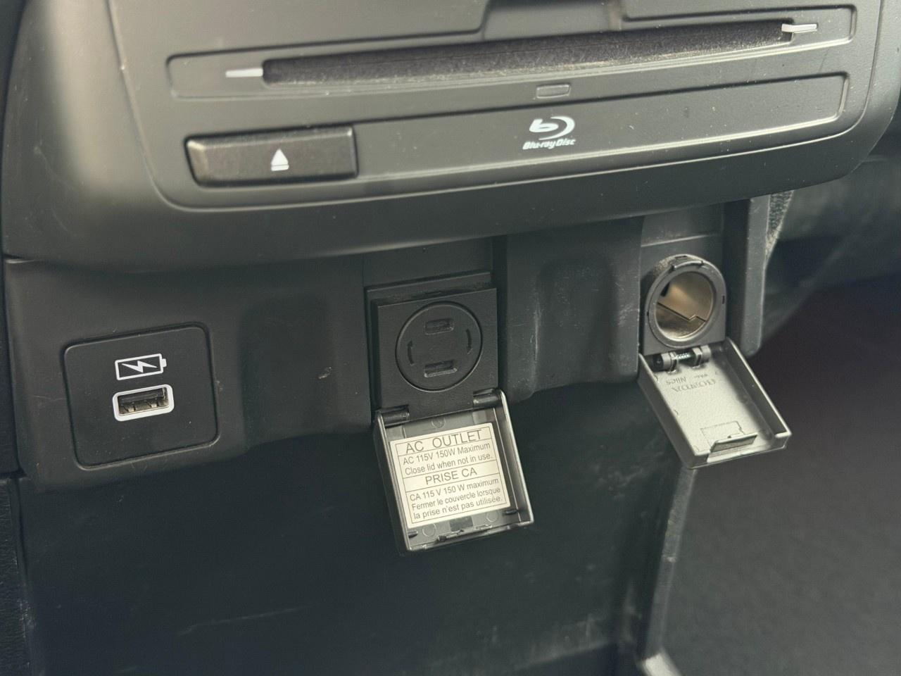 2023 Honda Odyssey Black Edition Auto Photo