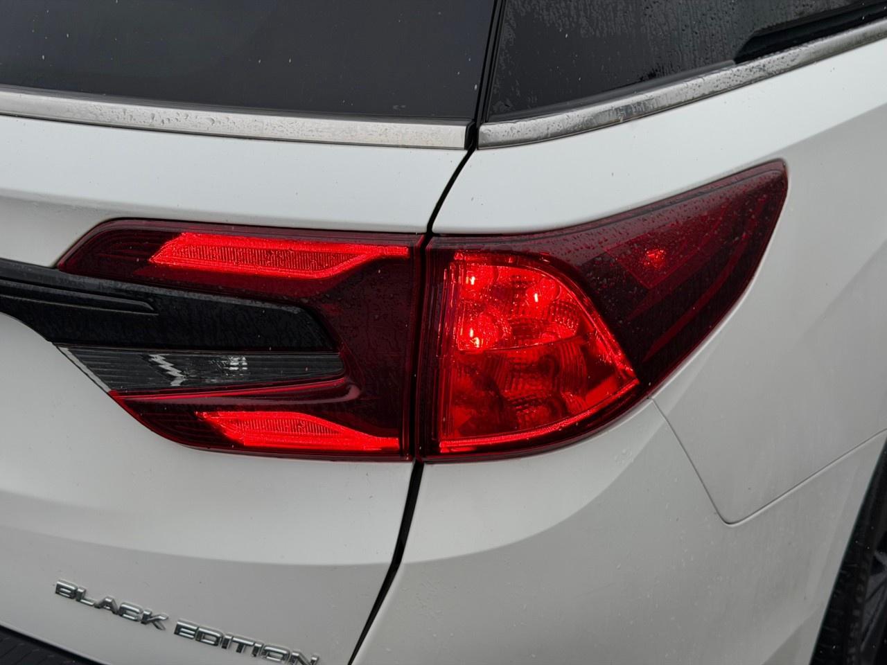 2023 Honda Odyssey Black Edition Auto Photo