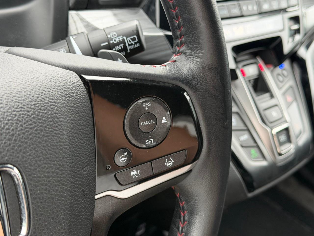 2023 Honda Odyssey Black Edition Auto Photo