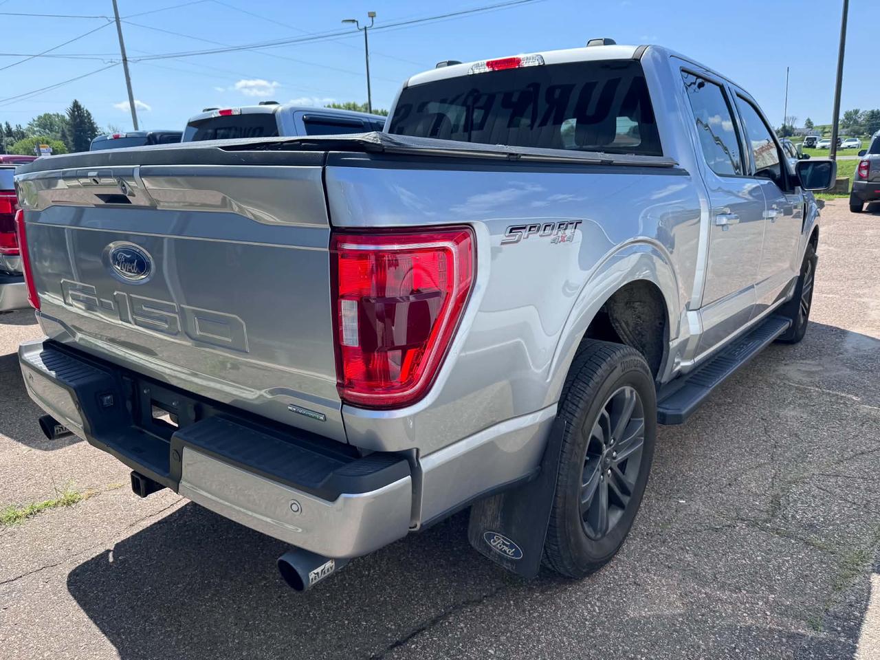 2022 Ford F-150 XLT Photo5