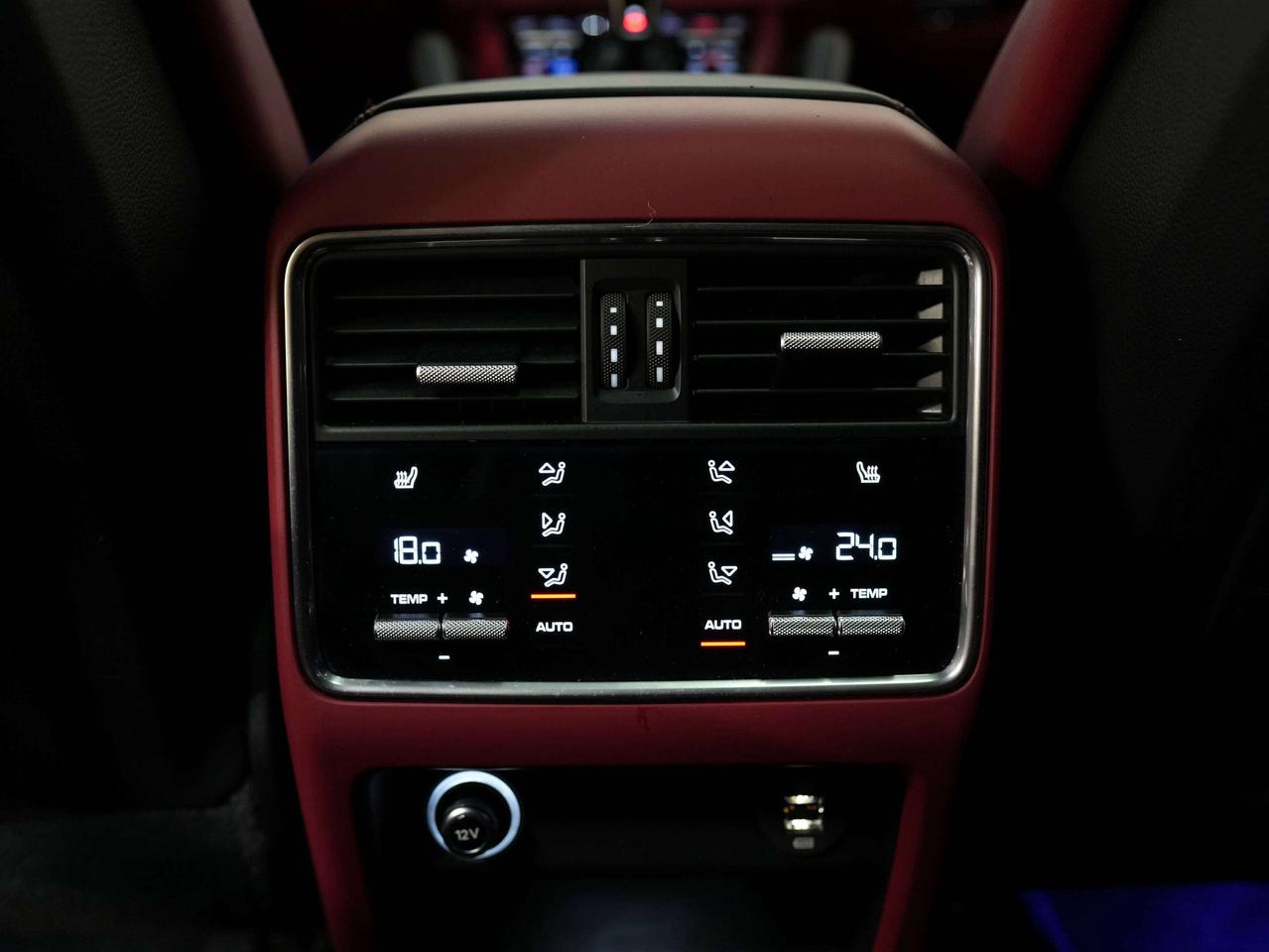 2019 Porsche Cayenne TURBO | PREMIUM PLUS PKG | 21 IN Photo