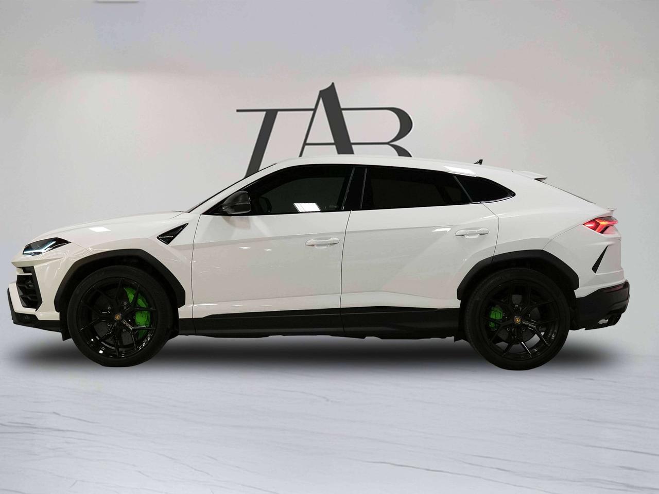 2019 Lamborghini Urus PANO | B&O | 22 IN Photo