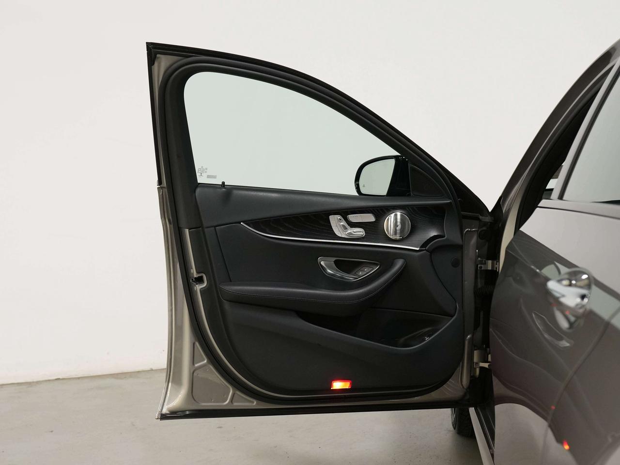 2022 Mercedes-Benz E-Class 450 | AMG | 4MATIC | PREMIUM PKG | HUD | PANO Photo