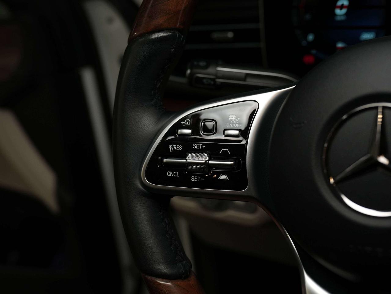 2023 Mercedes-Benz GLE AMG 43 450 | AMG PKG | BURMESTER | HUD | 21 IN Photo