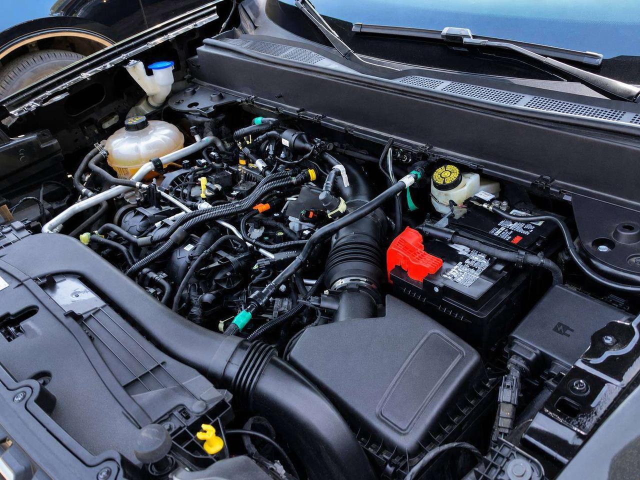 2024 Ford Maverick XL | 2.0L EcoBoost | 4K Tow | Liner / Cover | AWD Photo