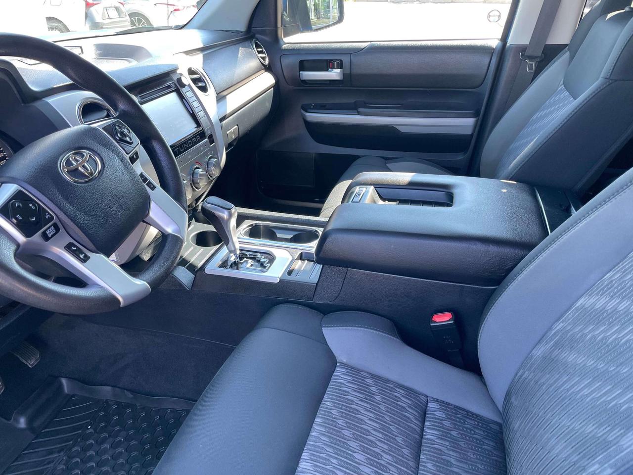 2018 Toyota Tundra TRD Sport Photo4