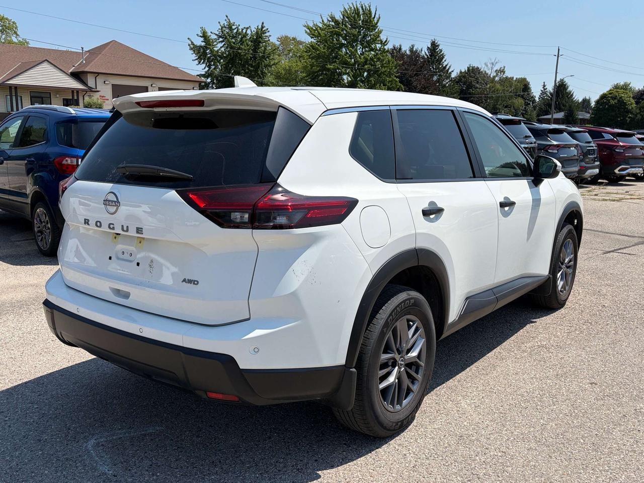 2024 Nissan Rogue S, AWD, CLEAN CARFAX, BALANCE OF FACTORY WARRANTY! - Photo #8