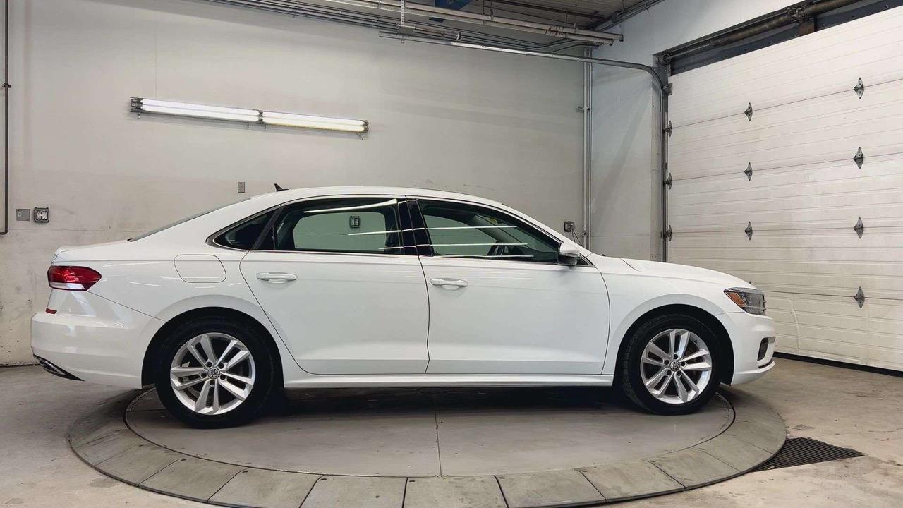 2021 Volkswagen Passat AUTO | HTD LEATHER | SUNROOF | CARPLAY | ALLOYS Photo5