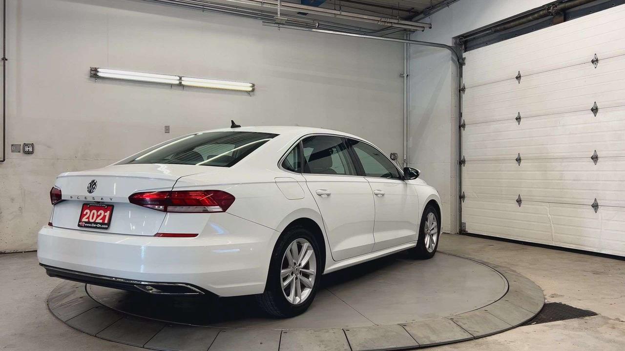 2021 Volkswagen Passat AUTO | HTD LEATHER | SUNROOF | CARPLAY | ALLOYS Photo