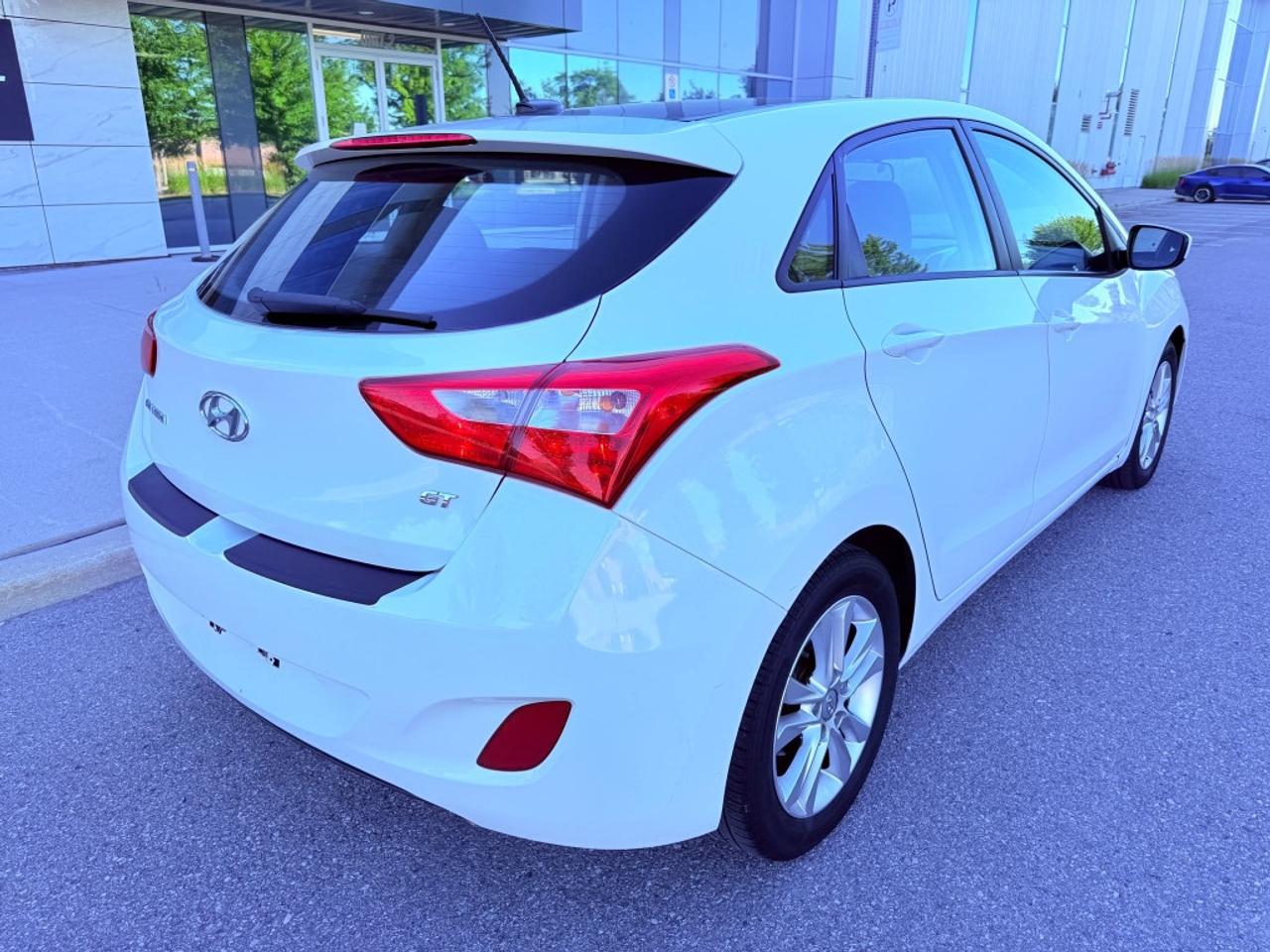 2014 Hyundai Elantra STD, Style, Tech Photo4