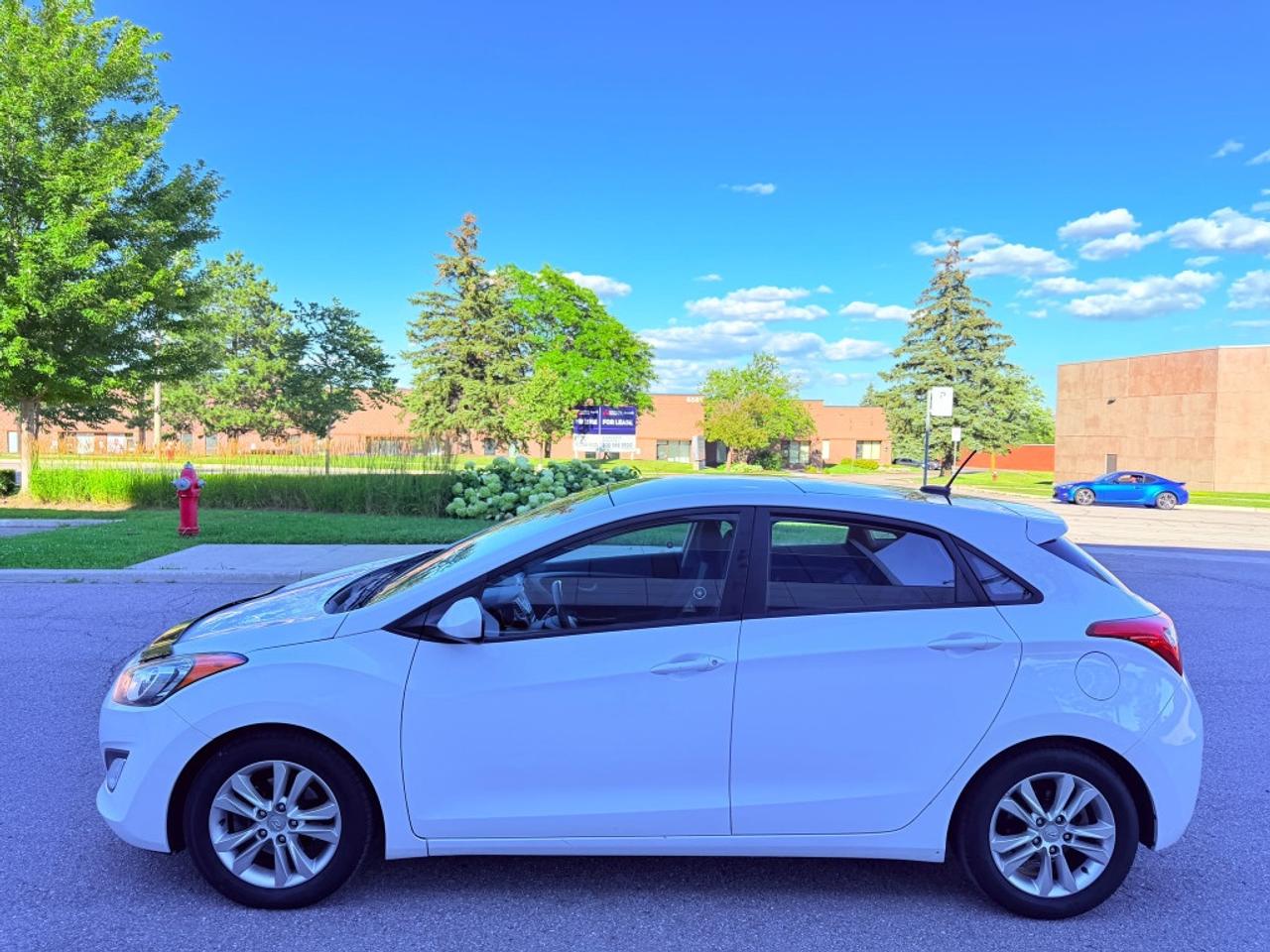 2014 Hyundai Elantra STD, Style, Tech Photo