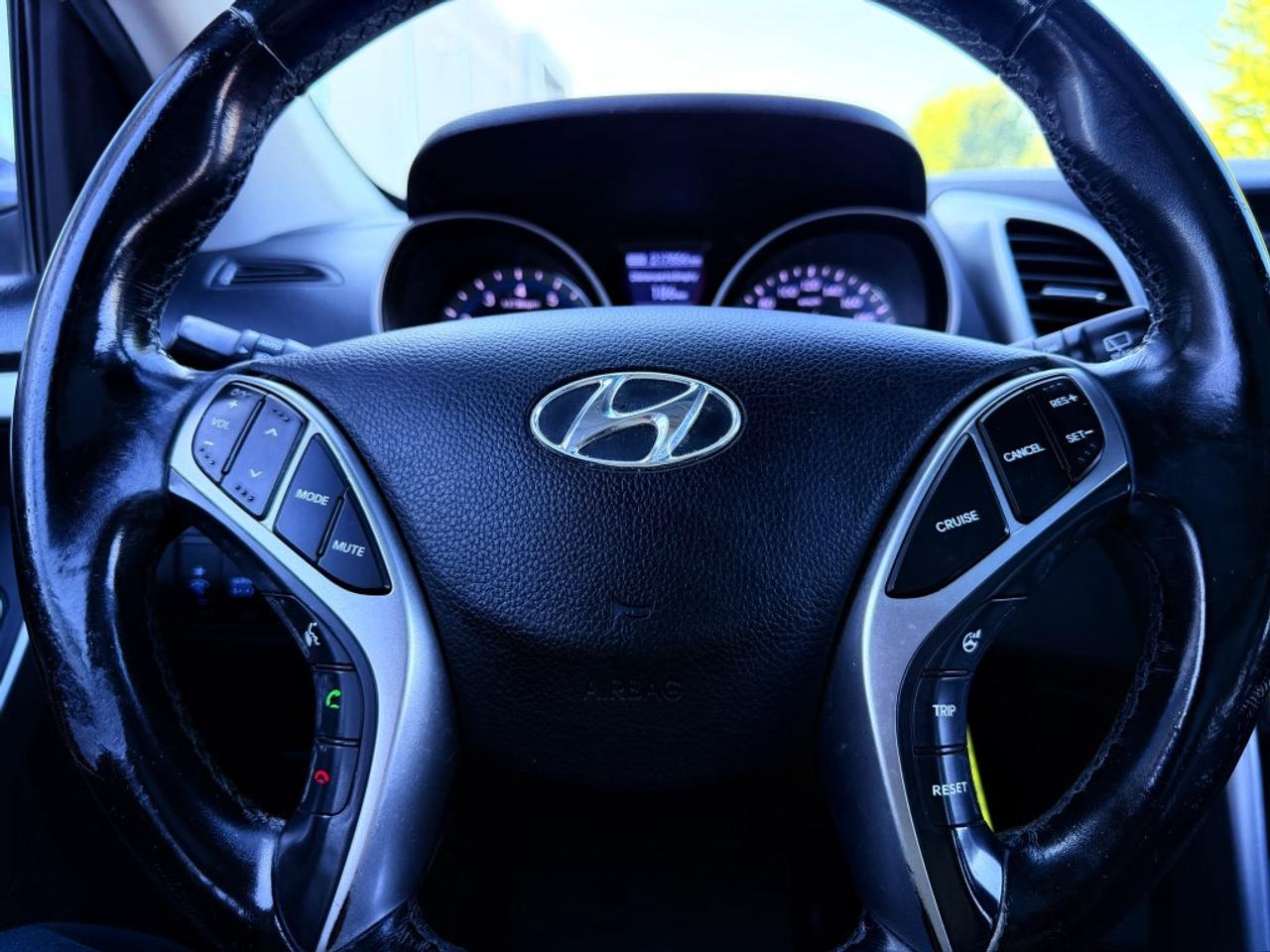 2014 Hyundai Elantra STD, Style, Tech Photo