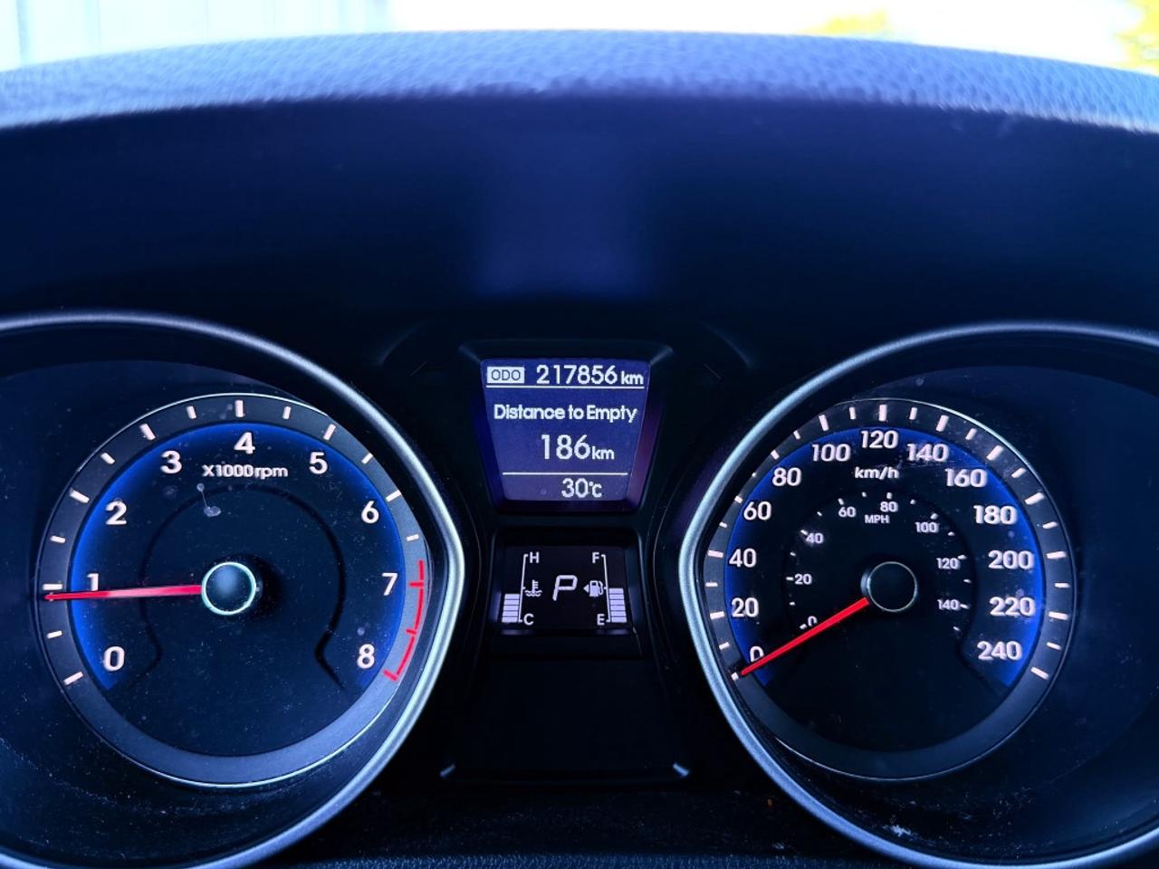 2014 Hyundai Elantra STD, Style, Tech Photo
