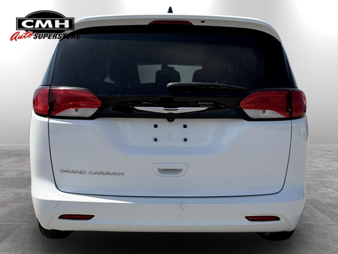 2024 Dodge Grand Caravan SXT Photo4