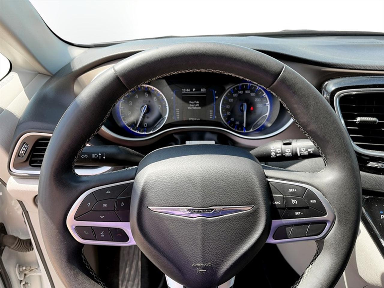 2024 Dodge Grand Caravan SXT Photo