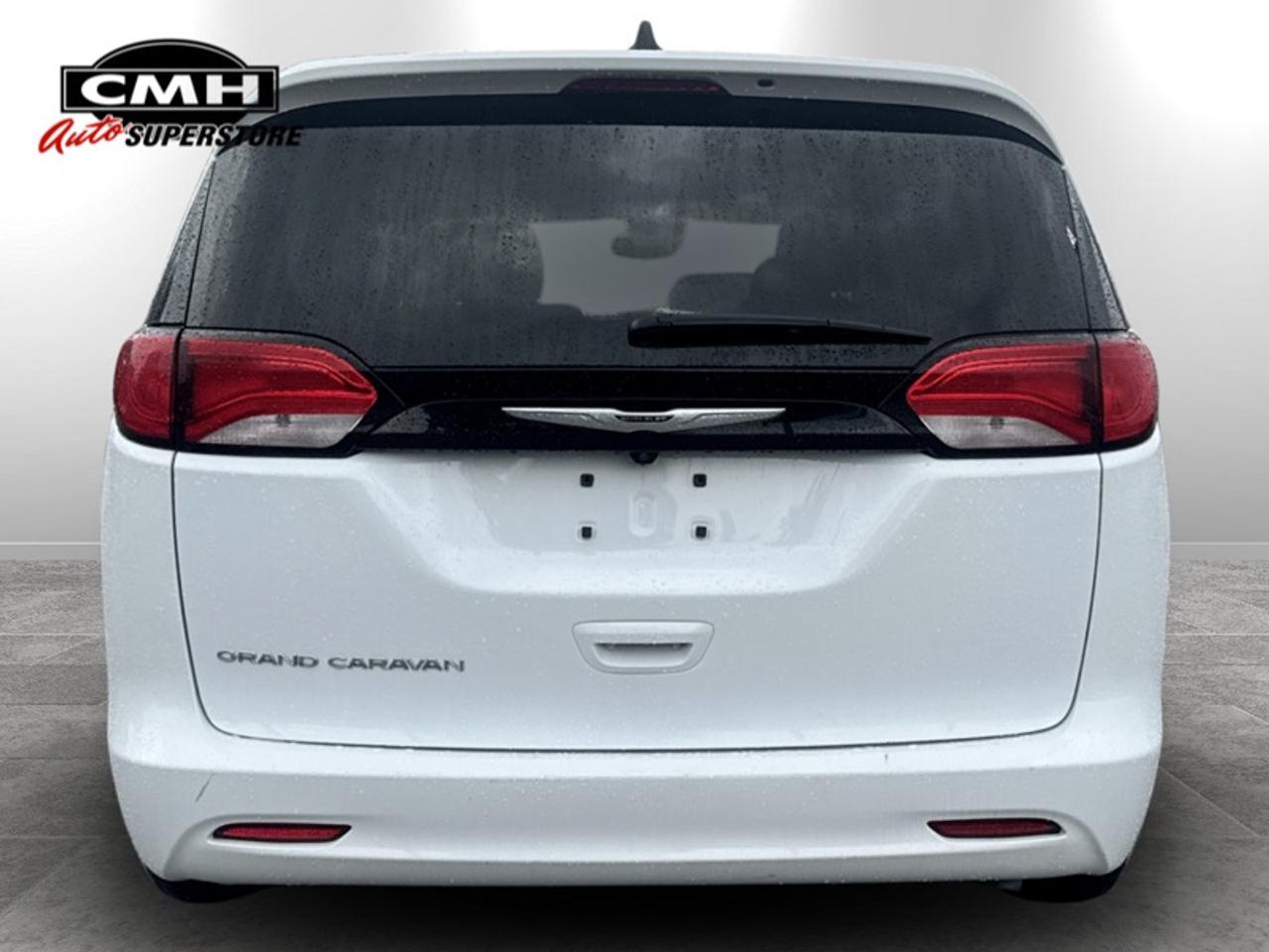 2024 Dodge Grand Caravan SXT  **CLEAN CARFAX** Photo