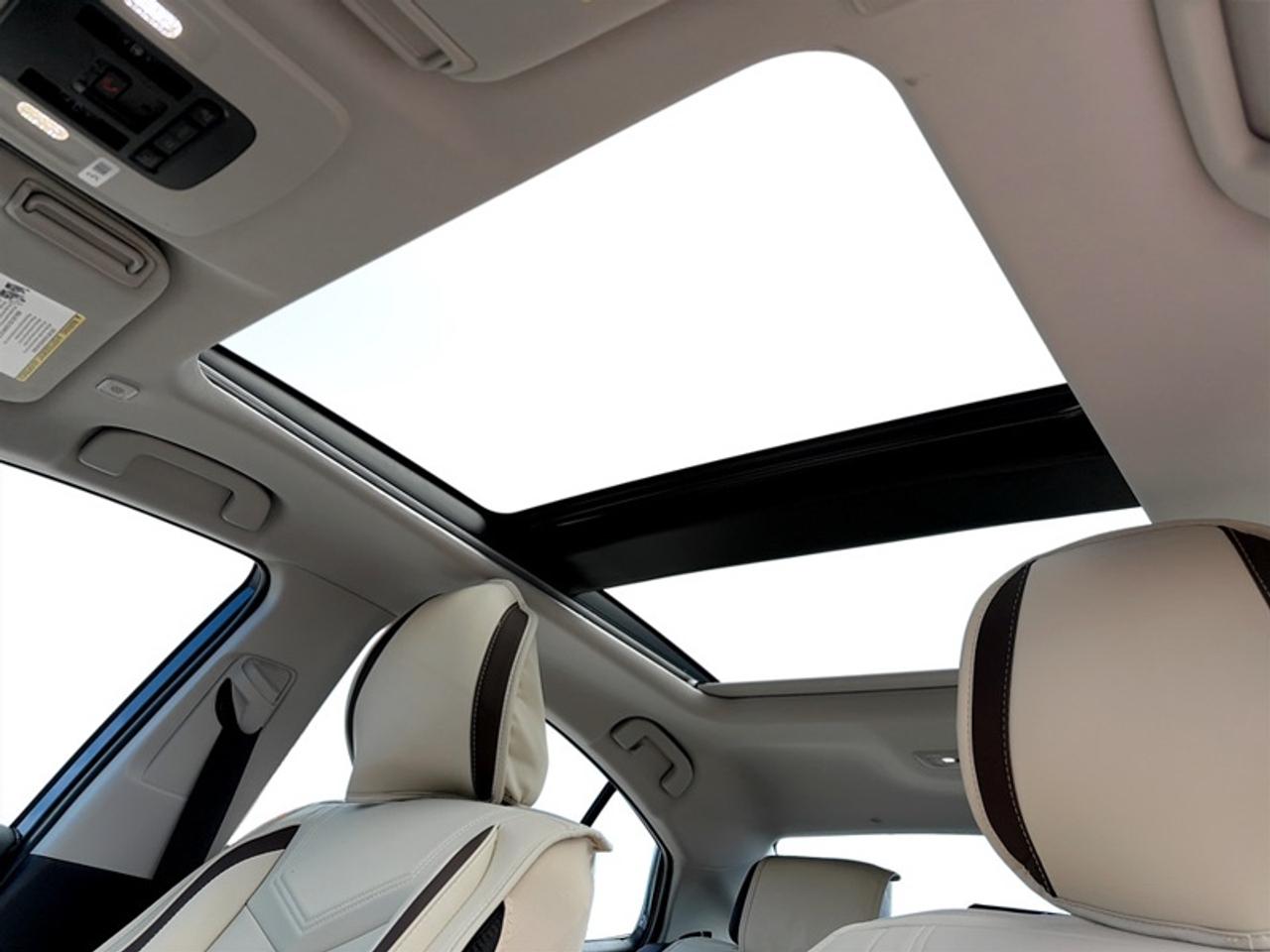 2026 Toyota Camry XLE  **LIKE NEW - PRISTINE - AWD** Photo