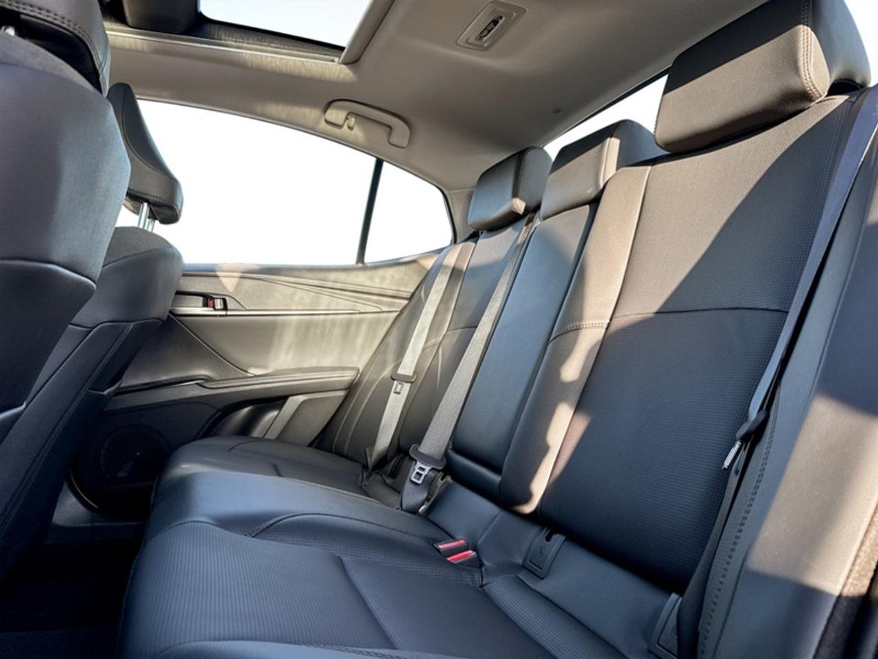 2026 Toyota Camry XLE  **LIKE NEW - PRISTINE - AWD** Photo
