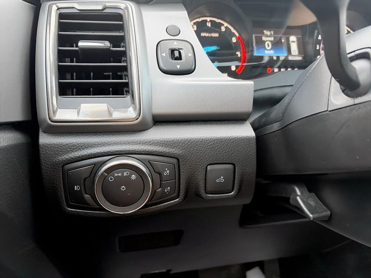 2022 Ford Ranger XLT  **CLEAN CARFAX** Photo