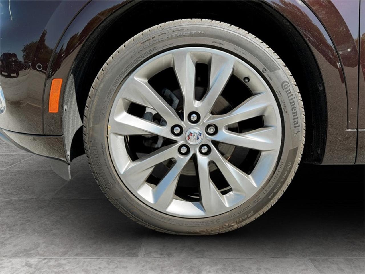 2022 Buick Envision Avenir w/Tech Pkg II Photo
