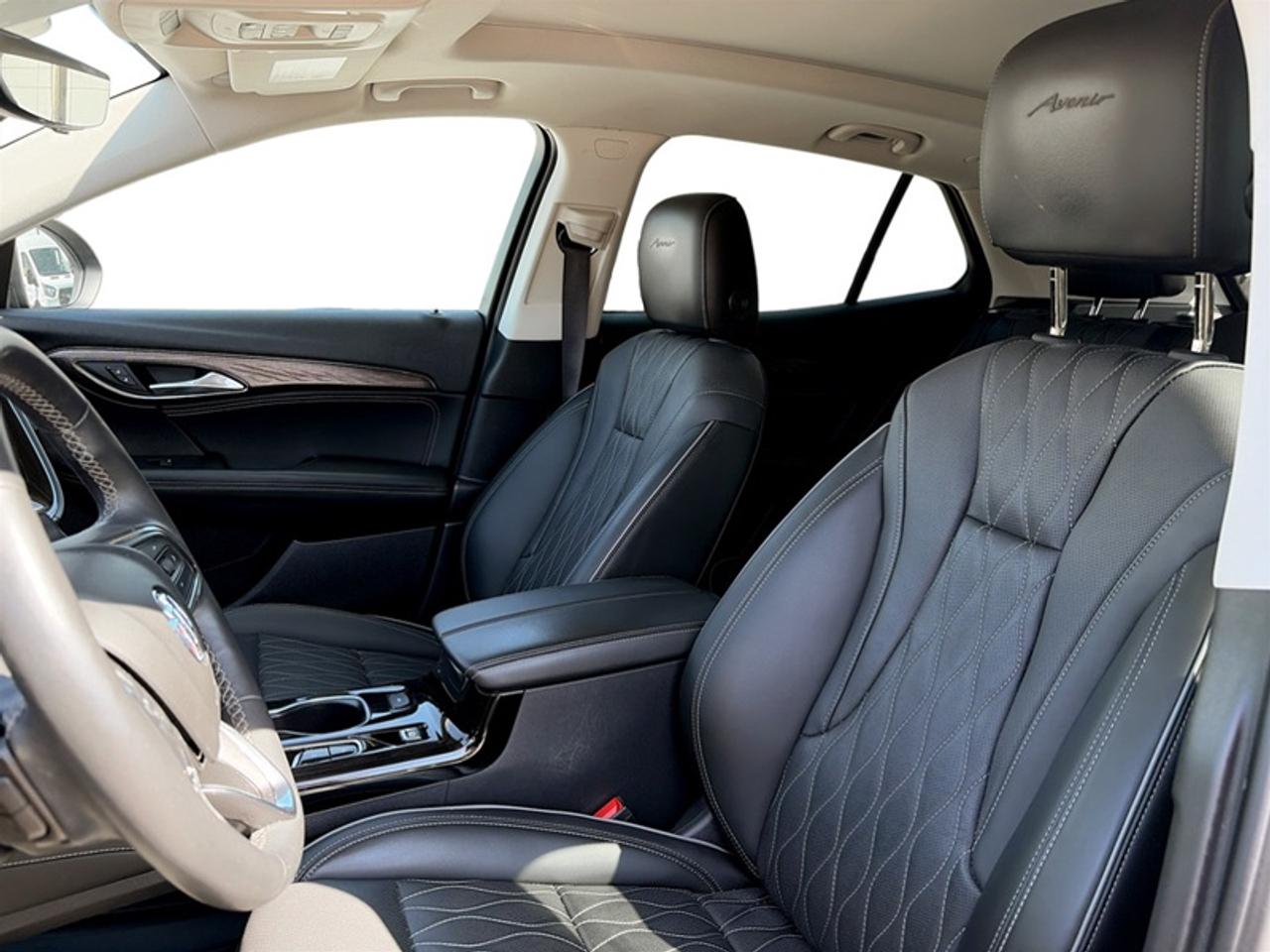 2022 Buick Envision Avenir w/Tech Pkg II Photo