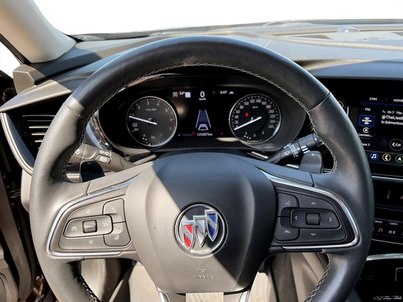 2022 Buick Envision Avenir w/Tech Pkg II Photo