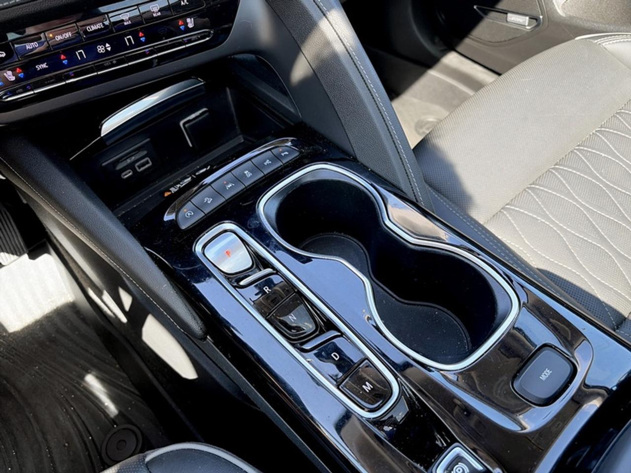 2022 Buick Envision Avenir w/Tech Pkg II Photo