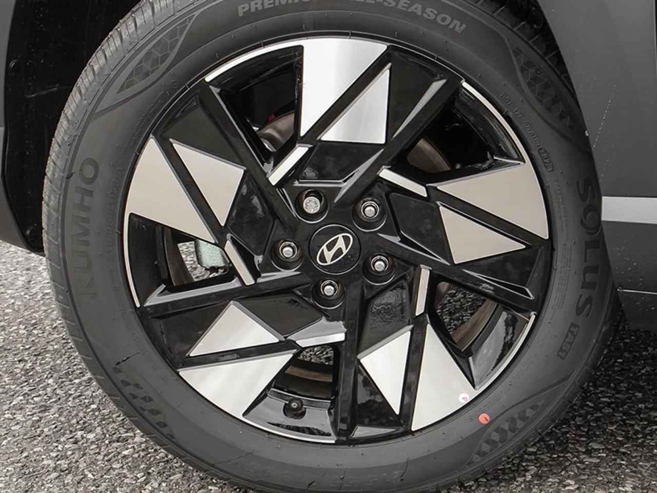 2026 Hyundai KONA Preferred AWD w/Trend Package  - $124.42 /Wk Photo