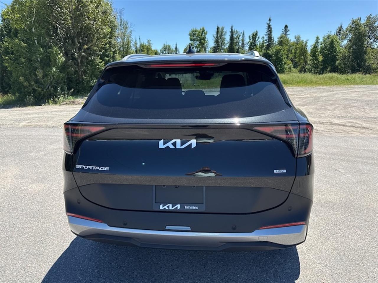 2027 Kia Sportage Hybrid EX  Navigation GPS Photo