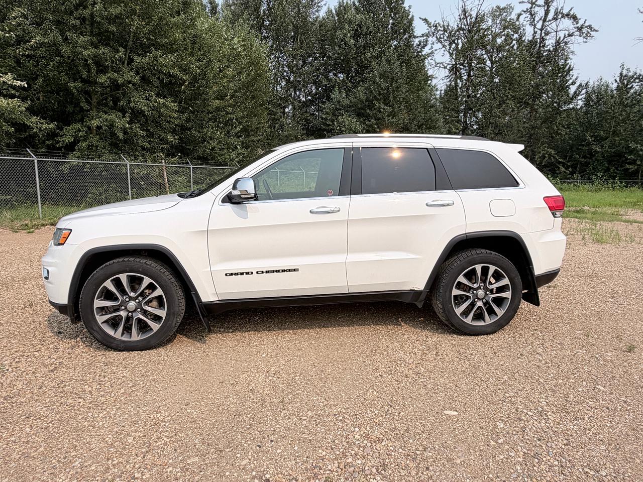 2018 Jeep Grand Cherokee Limited Photo3
