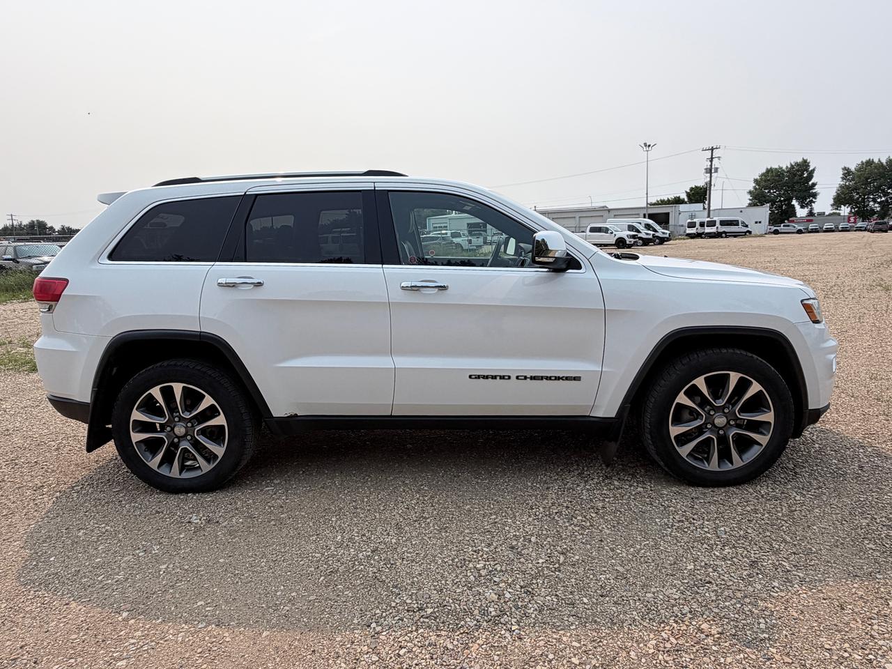 2018 Jeep Grand Cherokee Limited Photo2