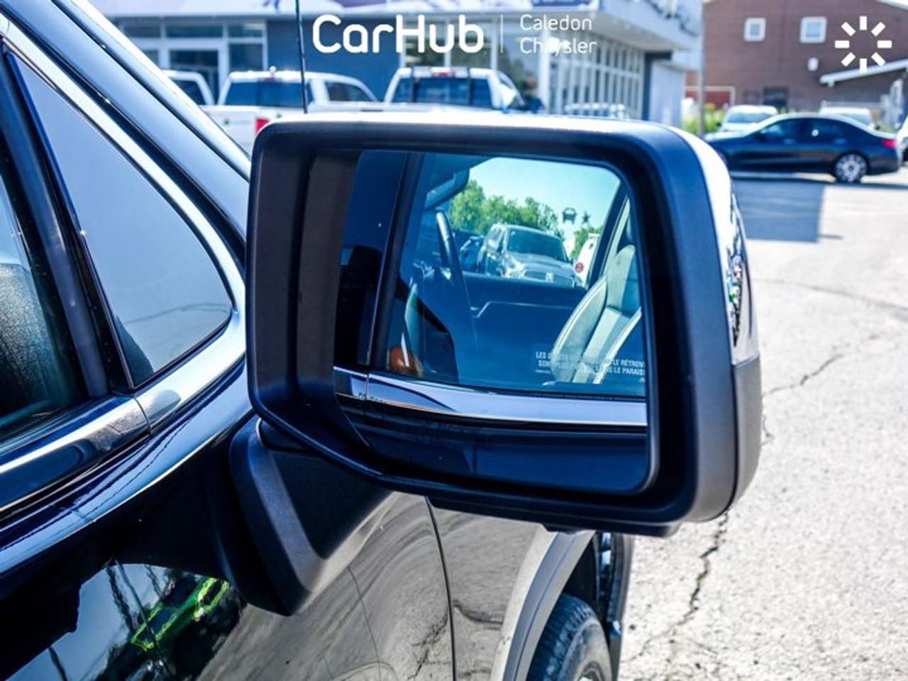 2025 GMC Sierra 1500 Denali 4WD Crew Cab 157"6.2L Leather 5 passengers with captain chair Multi Pro TailGate Photo