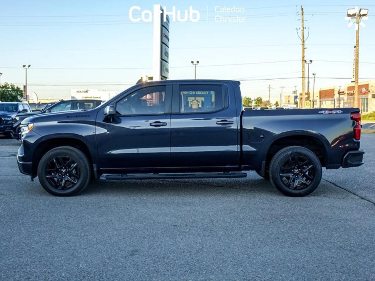 2024 Chevrolet Silverado 1500 RST4WD Crew Cab 147"5.3L 5 passengers with captain chair Photo
