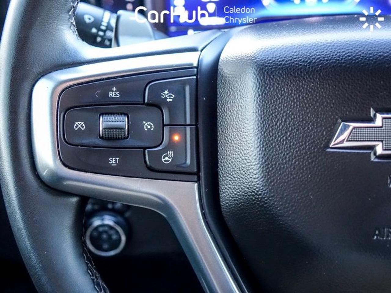 2024 Chevrolet Silverado 1500 RST4WD Crew Cab 147"5.3L 5 passengers with captain chair Photo