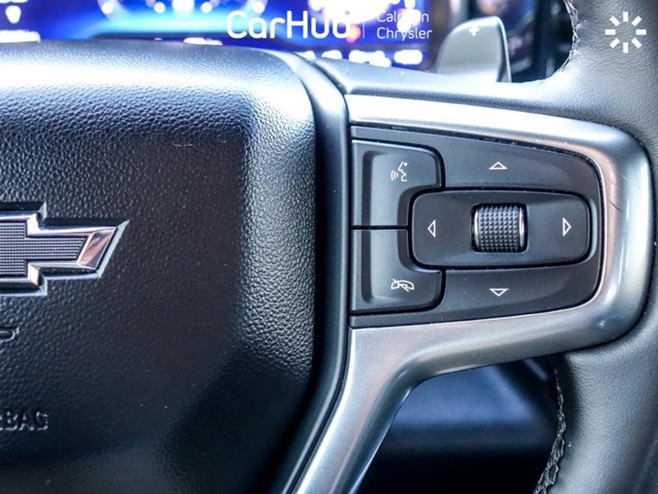 2024 Chevrolet Silverado 1500 RST4WD Crew Cab 147"5.3L 5 passengers with captain chair Photo