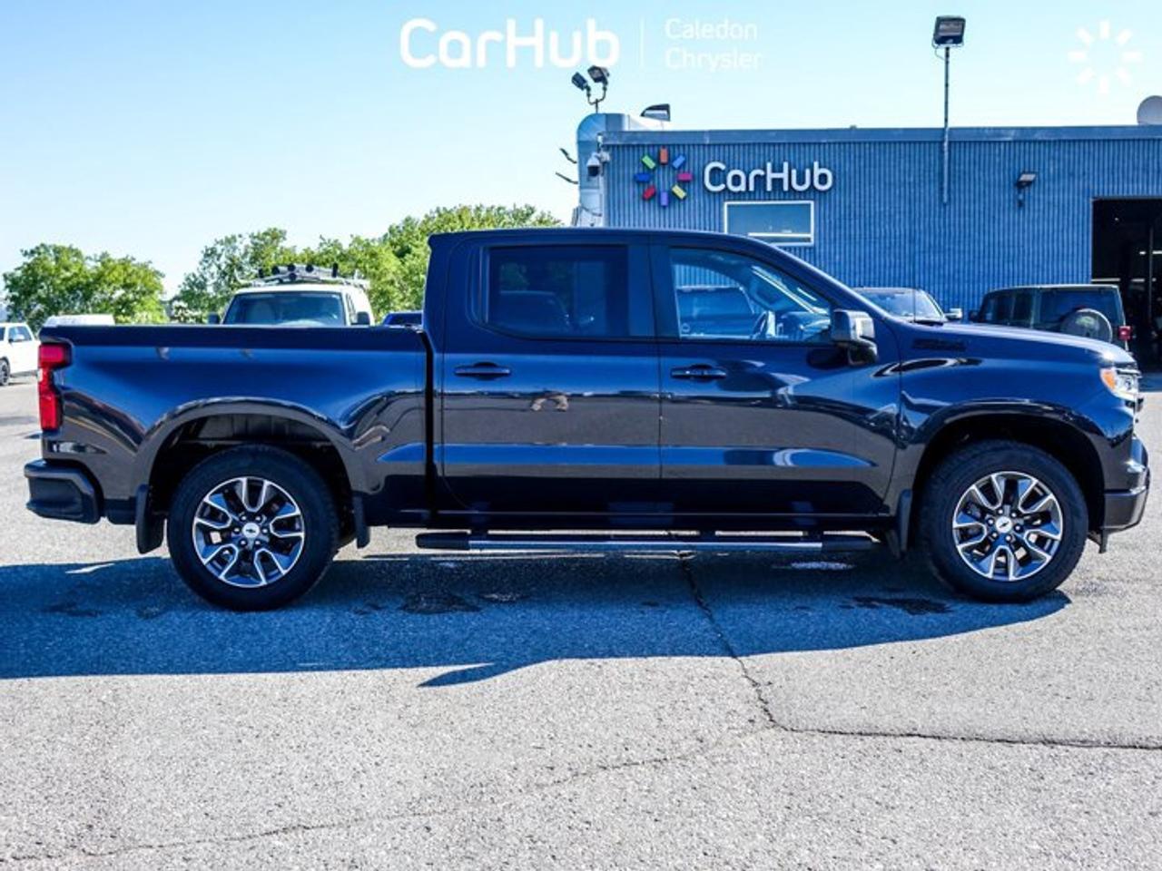 2024 Chevrolet Silverado 1500 RST4WD Crew Cab 147"5.3L 5 passengers with captain chair Photo