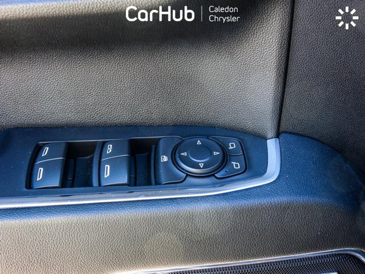 2024 Chevrolet Silverado 1500 RST4WD Crew Cab 147"5.3L 5 passengers with captain chair Photo